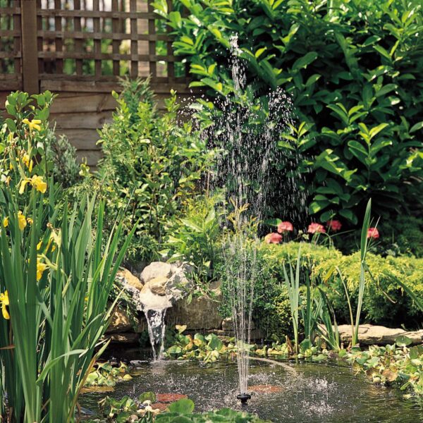 Pompe pour bassin jusqu'à 3000L avec fontaine et filtration UV