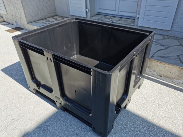 Caisse plastic alimentaire recyclée